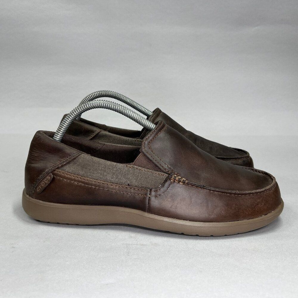 Crocs Santa Cruz‎ 2 Luxe Shoes Men's Size 8 Brown Leather Slip On Loafers